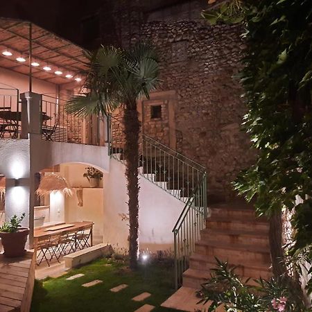 Drome Provencale Maison Familiale Calme Dans Village Valréas 外观 照片