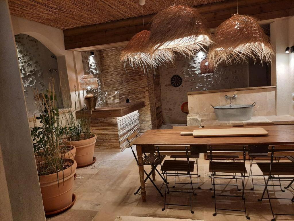 Drome Provencale Maison Familiale Calme Dans Village Valréas 外观 照片