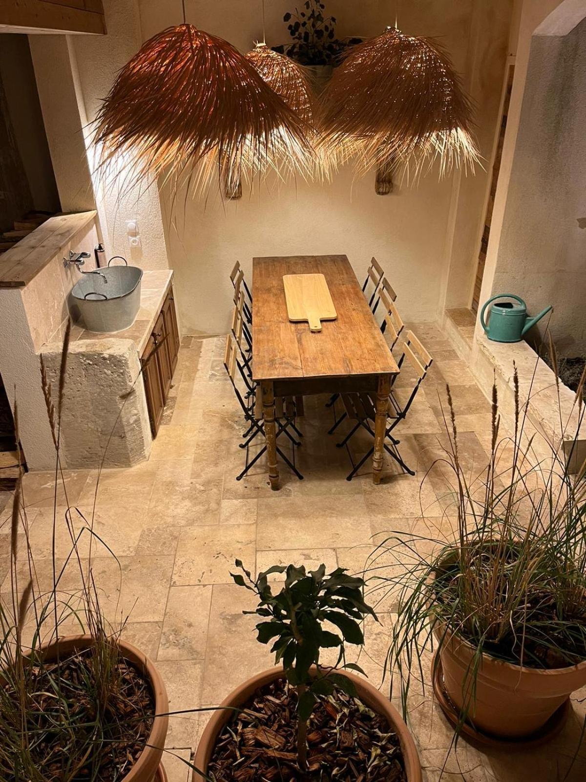Drome Provencale Maison Familiale Calme Dans Village Valréas 外观 照片
