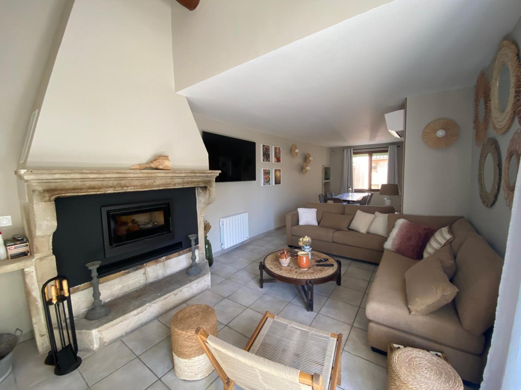 Drome Provencale Maison Familiale Calme Dans Village Valréas 外观 照片