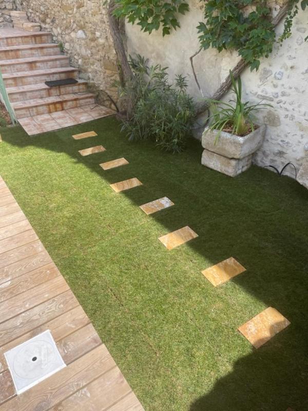 Drome Provencale Maison Familiale Calme Dans Village Valréas 外观 照片
