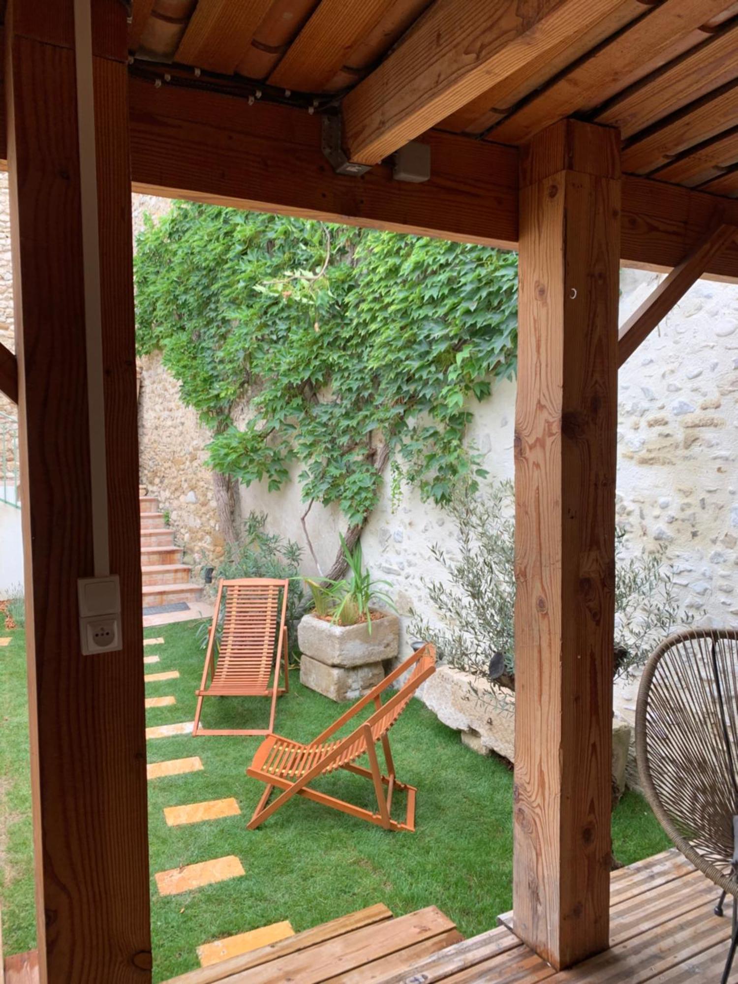 Drome Provencale Maison Familiale Calme Dans Village Valréas 外观 照片