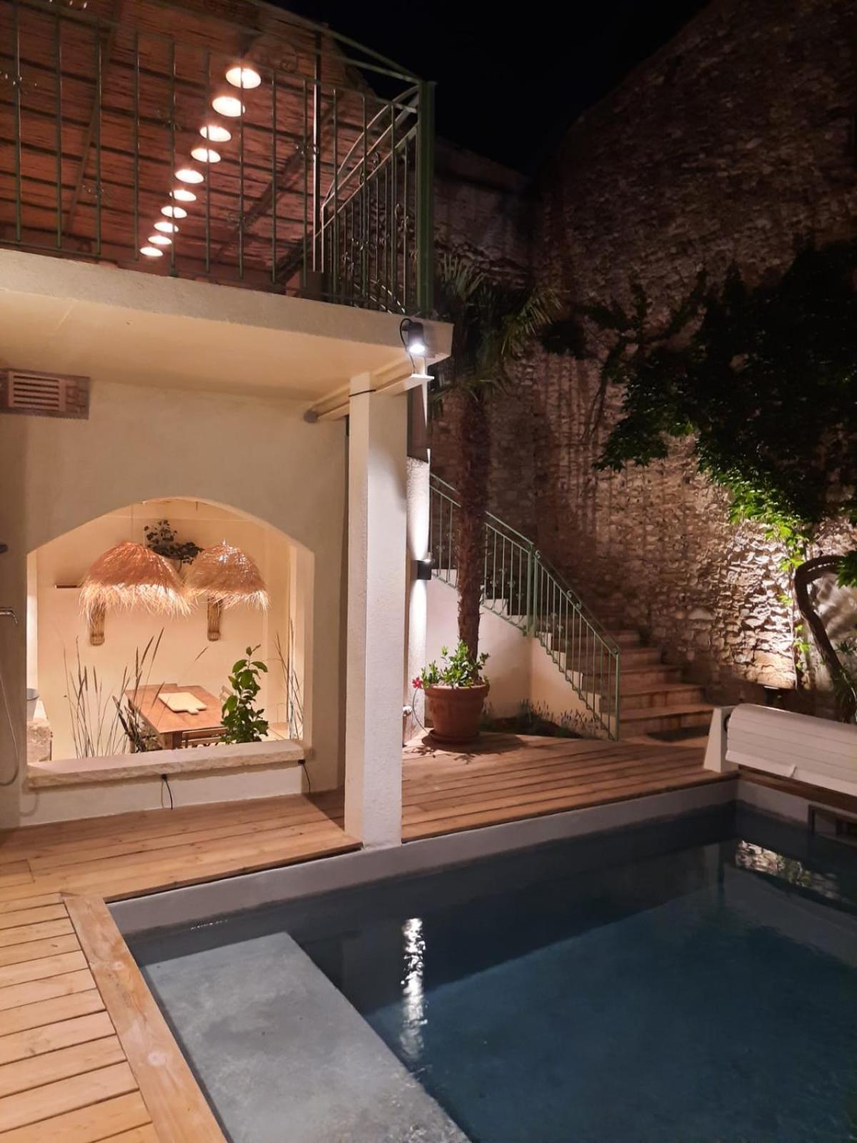 Drome Provencale Maison Familiale Calme Dans Village Valréas 外观 照片