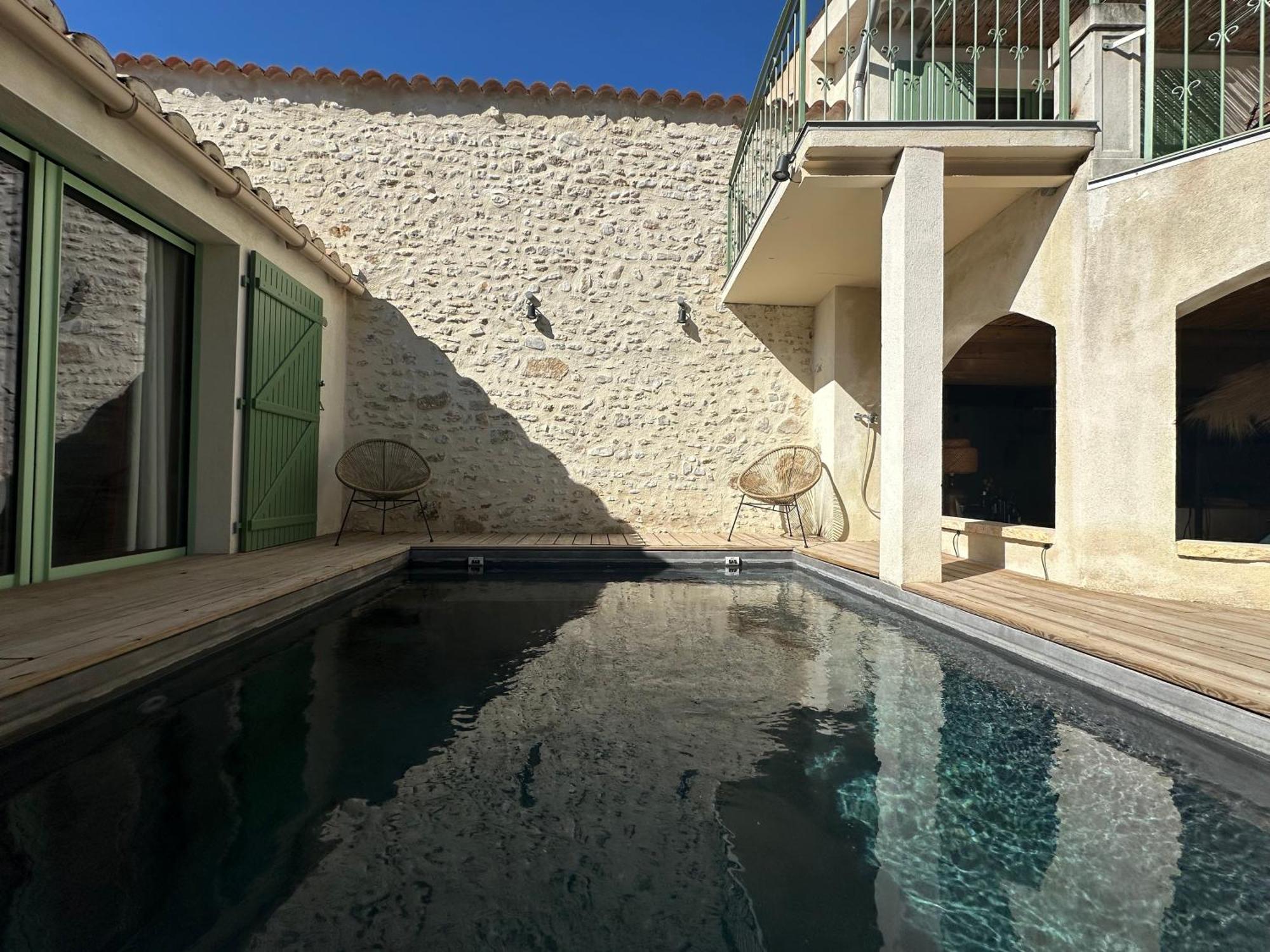 Drome Provencale Maison Familiale Calme Dans Village Valréas 外观 照片